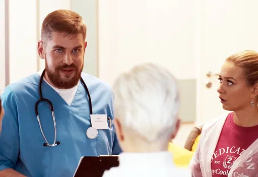 Николай Ткаченко и Анастасия Калашникова в сериале «Триада-2» Николай Ткаченко и Анастасия Калашникова в сериале «Триада-2»