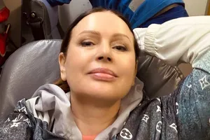 «Впервые в жизни я что-то себе ломаю»: Ирину Безрукову на скорой увезли в больницу