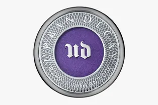 В Москве откроется первый корнер Urban Decay В Москве откроется первый корнер Urban Decay