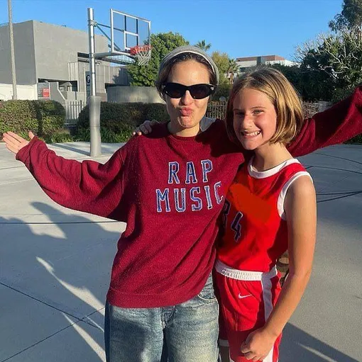 Таллула Уиллис с Эвелин Пенн Таллула Уиллис с Эвелин Пенн