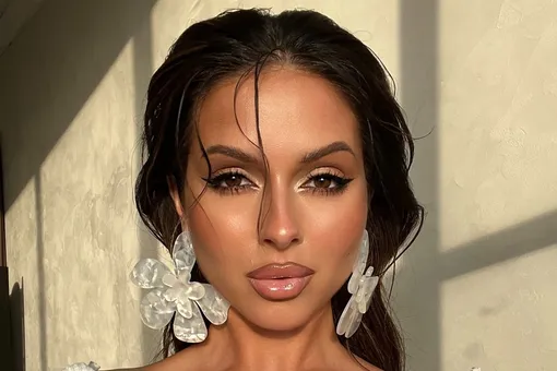 «Вчера была на свидании»: Нюша призналась, что стремится наладить жизнь после развода с отцом своих детей «Вчера была на свидании»: Нюша призналась, что стремится наладить жизнь после развода с отцом своих детей