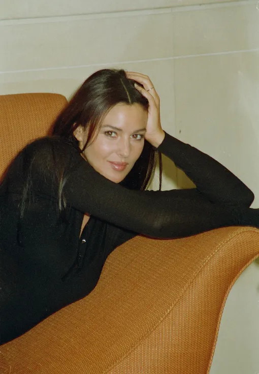 В молодости успешный старт карьере Моники Беллуччи дал подиум и съемки для глянцевых журналов В молодости успешный старт карьере Моники Беллуччи дал подиум и съемки для глянцевых журналов