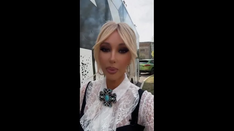 Нажми и смотри