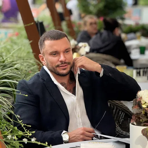 Антон Гусев Антон Гусев