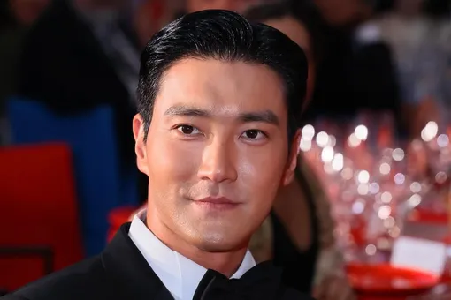 Шивон из k-pop группы Super Junior оказался потомком королевской династии Кореи Шивон из k-pop группы Super Junior оказался потомком королевской династии Кореи