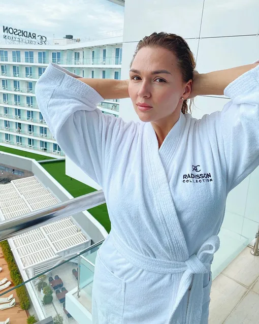 Как похудела Надежда Ангарская