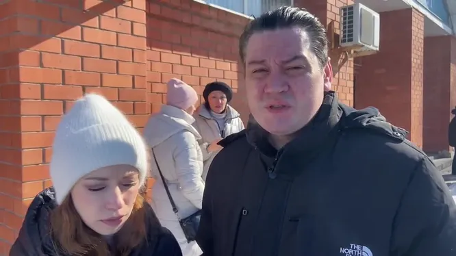 Нажми и смотри