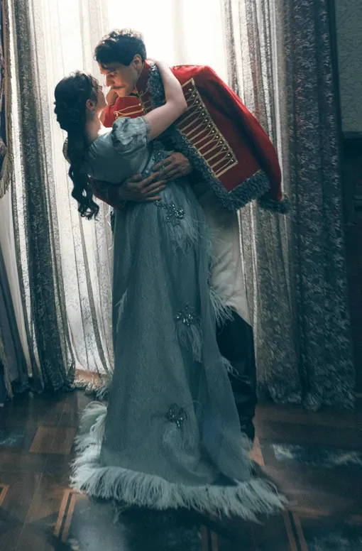 Милана Бру и Владислав Ценёв на съемках сериала «История его служанки» Милана Бру и Владислав Ценёв на съемках сериала «История его служанки»