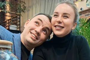 Вышедший из тюрьмы участник «Дома-2» Александр Гобозов стал отцом в третий раз и показал новорожденного