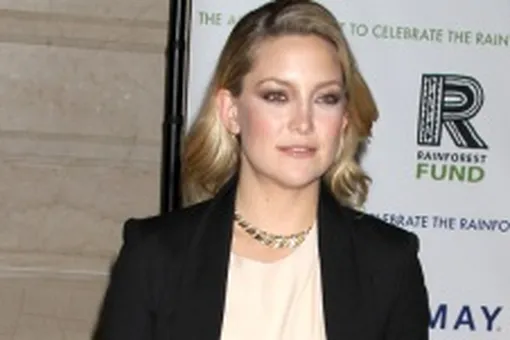 Кейт Хадсон не нарушает режим тренировок Кейт Хадсон не нарушает режим тренировок