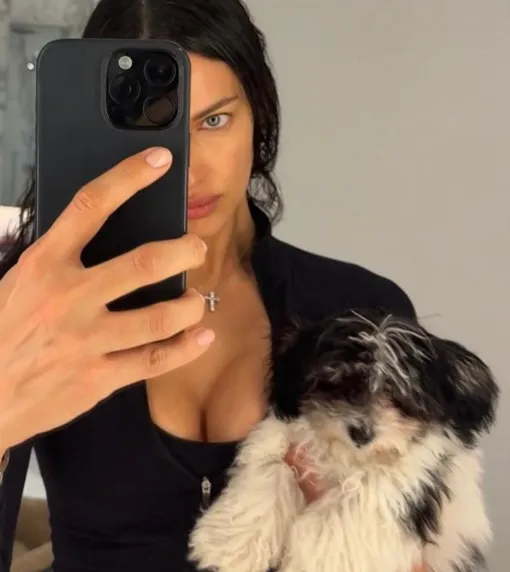 Ирина Шейк завела новую собаку