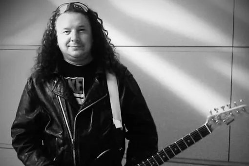 Скончался после удаления зуба 53-летний рок-музыкант Артур Аюпов, более известный как Арчи Скончался после удаления зуба 53-летний рок-музыкант Артур Аюпов, более известный как Арчи