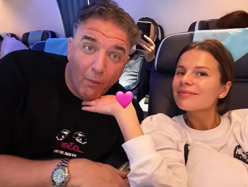 Максим Виторган и Анна Короткова на борту лайнера Максим Виторган и Анна Короткова на борту лайнера