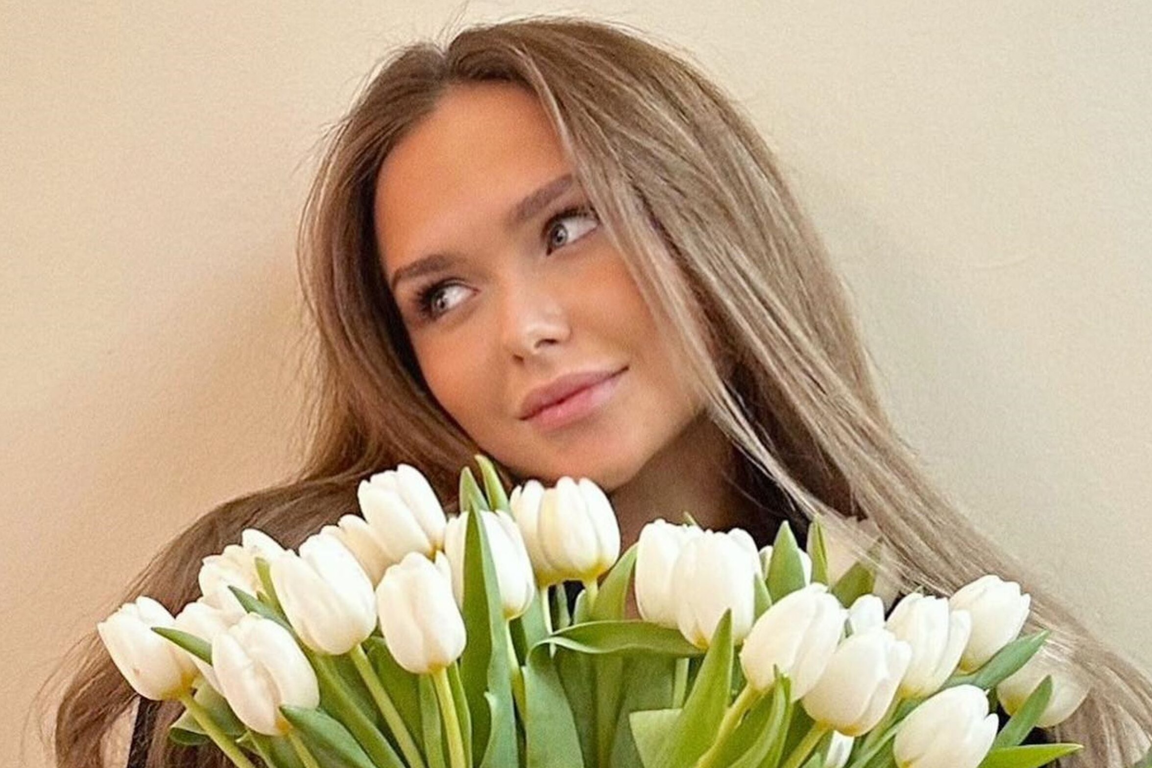 «У меня редкая форма лица»: Стефания Маликова показала редкие кадры в день 25-летия