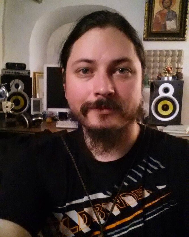 голос отца был