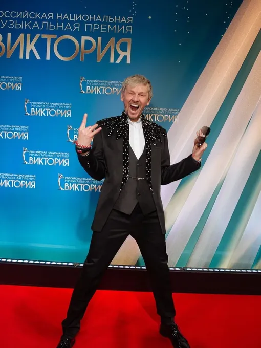 Гарик Богомазов заявил о своих правах на название «Отпетые мошенники» Гарик Богомазов заявил о своих правах на название «Отпетые мошенники»