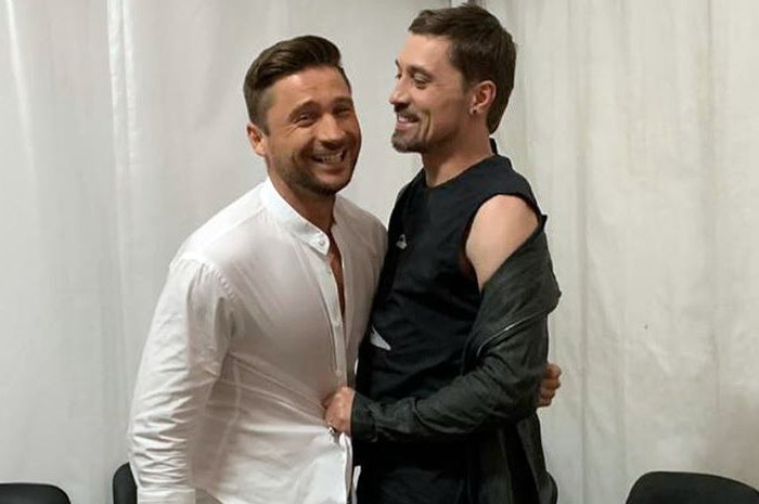 Арнайы қызмет көрсету жұлдыздары Сперматозоид тастау рекорды