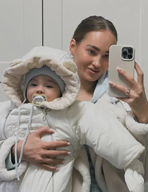 Виктория Лысковец забрала сына и уехала Виктория Лысковец забрала сына и уехала