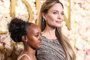 «У меня уникальные отношения с мамой»: старшая дочь Анджелины Джоли растрогала ее на бранче в колледже