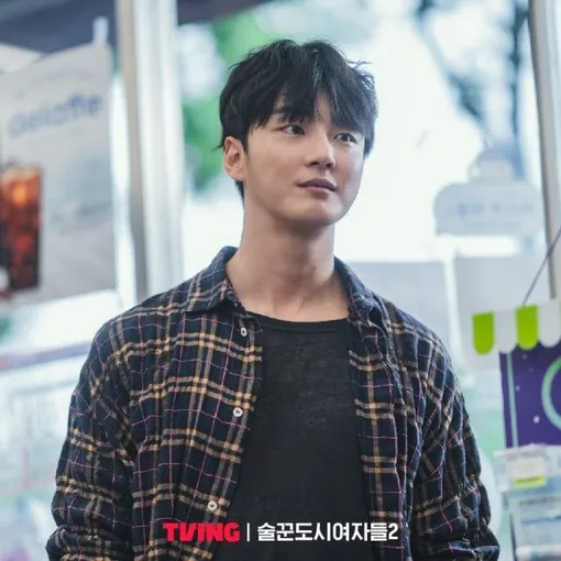 Юн Щи-юн рассказал, почему ему так важно изучать английский язык