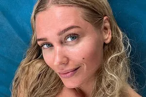 Вернувшаяся на Бали Кристина Асмус показала дочь, пострадавшую от солнца