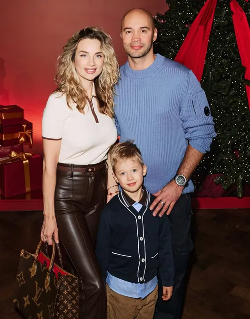 Кристина и Андрей Черкасовы с сыном Святославом