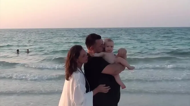 Нажми и смотри