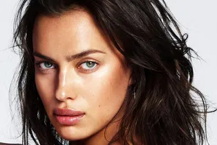 «Твоя красота — восьмое чудо света!»: обнаженная Ирина Шейк произвела фурор «Твоя красота — восьмое чудо света!»: обнаженная Ирина Шейк произвела фурор