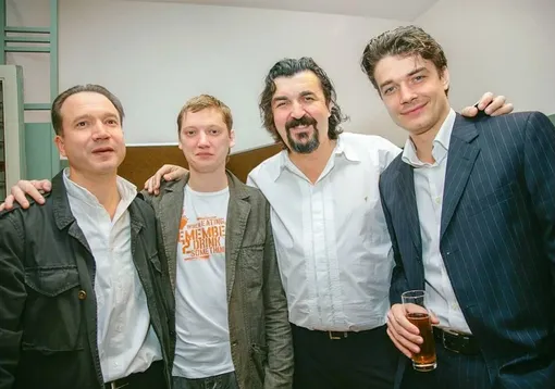 Игорь Золотовицкий с подопечными Игорь Золотовицкий с подопечными