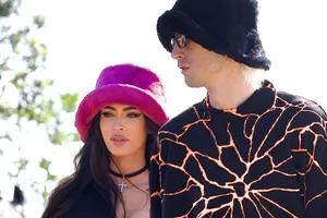 Неловкий момент: Меган Фокс перепутали с 16-летней дочерью ее бывшего жениха Machine Gun Kelly