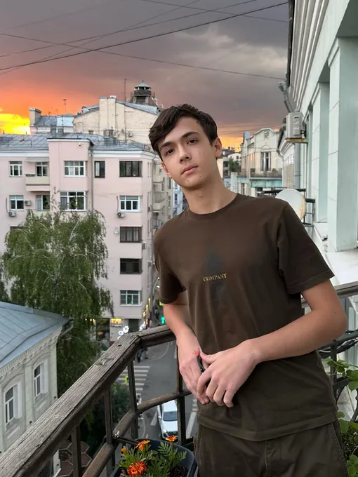 Богдан не может вылететь из Дубая