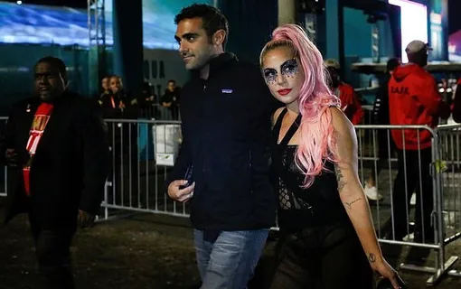 Влюбленные посетили Супербоул Влюбленные посетили Супербоул