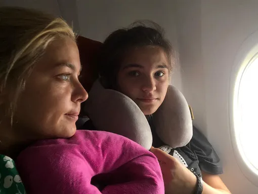 Актриса отравилась на Кипр с дочерью