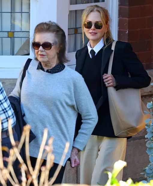 Николь Кидман с мамой в Австралии