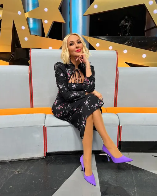 Наряд Леры Кудрявцевой восхитил поклонников Наряд Леры Кудрявцевой восхитил поклонников