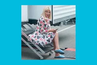 Из 123-комнатного особняка в трейлер: как Тори Спеллинг потеряла дом, деньги и здоровье Из 123-комнатного особняка в трейлер: как Тори Спеллинг потеряла дом, деньги и здоровье