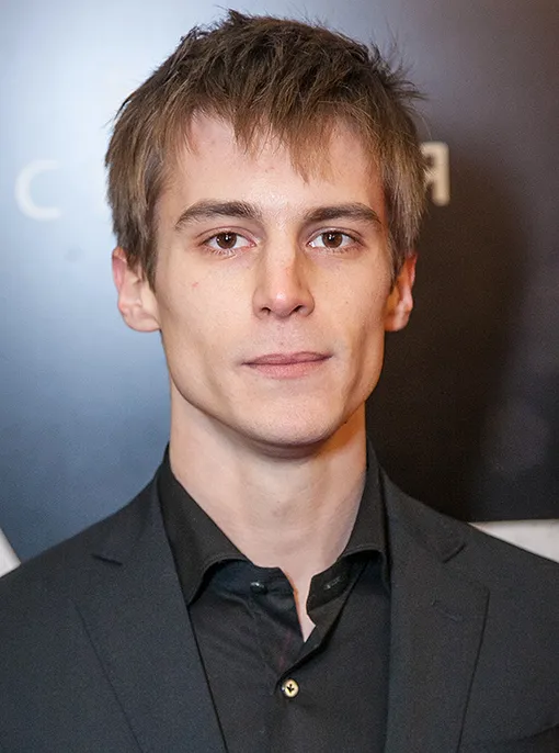 молодые красивые актеры российского кино