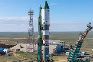 От эфира к космосу: телеканал РУ.ТВ отметил 20-летие символическим запуском логотипа на орбиту