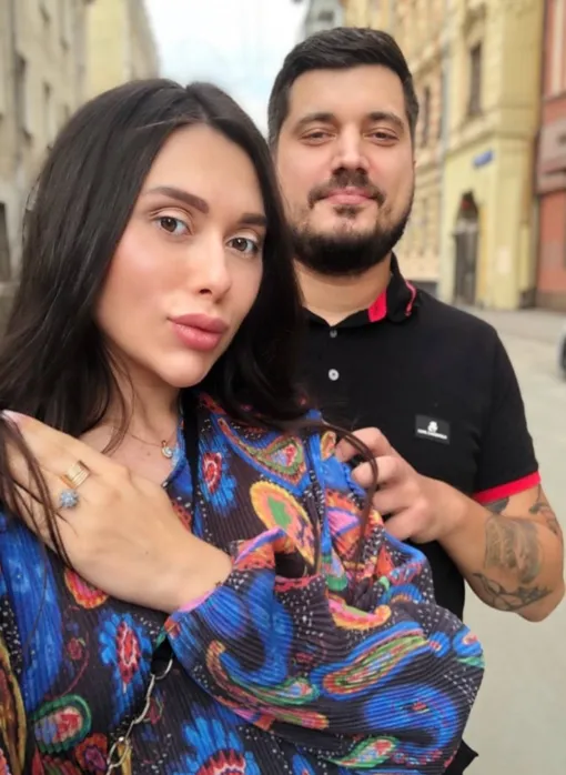 Ева Карицкая и Паша Техник Ева Карицкая и Паша Техник