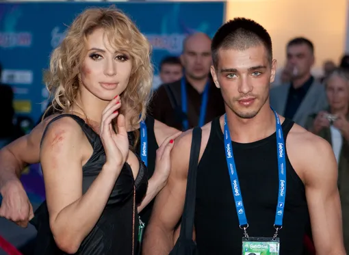 Светлана встречалась с Андреем несколько лет Светлана встречалась с Андреем несколько лет