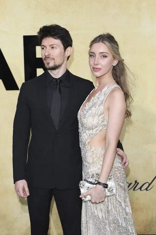 Павел Дуров и Юлия Вавилова вместе приехали на гала-вечер amfAR Павел Дуров и Юлия Вавилова вместе приехали на гала-вечер amfAR