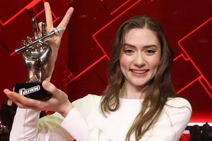 «Я попала на Первый канал благодаря мужу»: победитель шоу «Голос» Эльмира Караханова раскрыла секреты закулисья