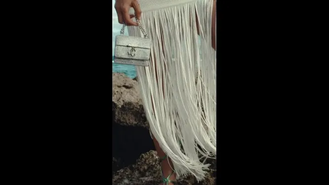 Нажми и смотри