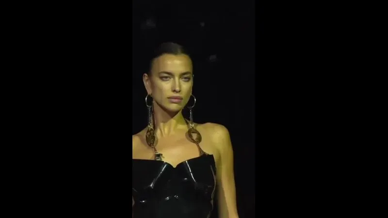 Нажми и смотри