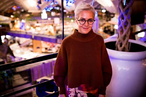 Ксения Чилингарова, Алекс Дубас и другие на открытии фотовыставки «Песни китов» Ксения Чилингарова, Алекс Дубас и другие на открытии фотовыставки «Песни китов»