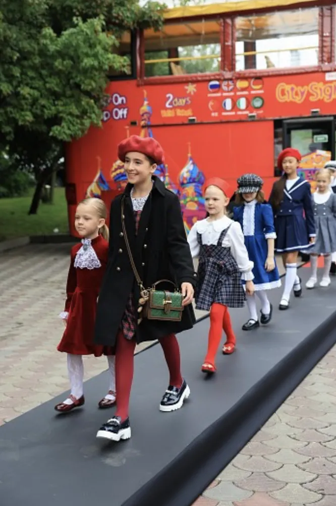 Показ бренда ALISA FIORI Показ бренда ALISA FIORI
