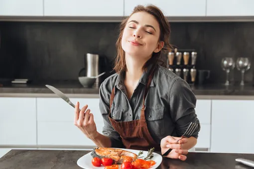 Путь к удовольствию лежит через желудок: 7 продуктов, которые надо есть, чтобы получить оргазм Путь к удовольствию лежит через желудок: 7 продуктов, которые надо есть, чтобы получить оргазм