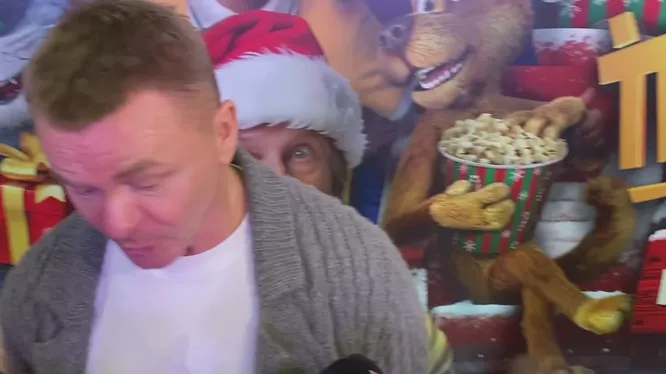 Нажми и смотри