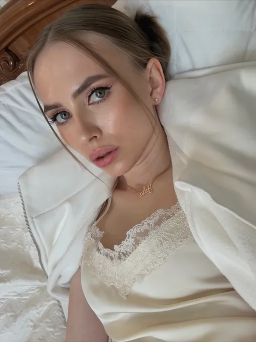 Яна Енжаева теперь свободна