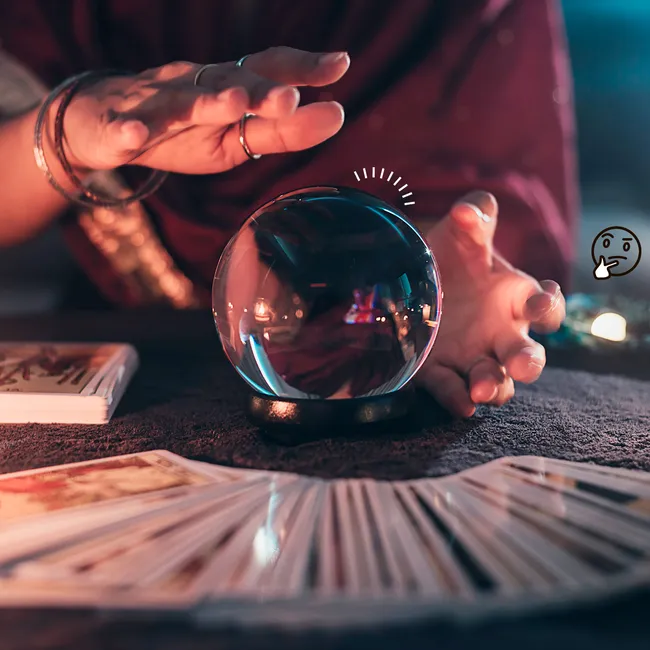 Эффект Розенталя: почему предсказания гадалок, тарологов и нумерологов сбываются